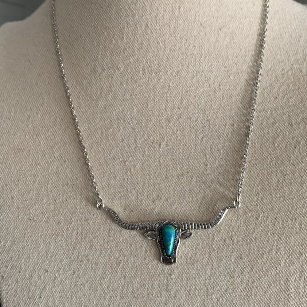 Western Longhorn Rodeo Necklace – Bull Steer Cowboy Pendant with Faux Turquoise - Picture 4 of 10